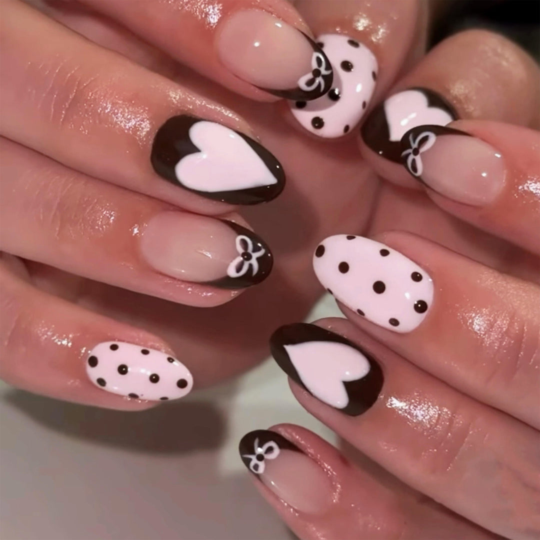 Artistic accent nails Bowlift