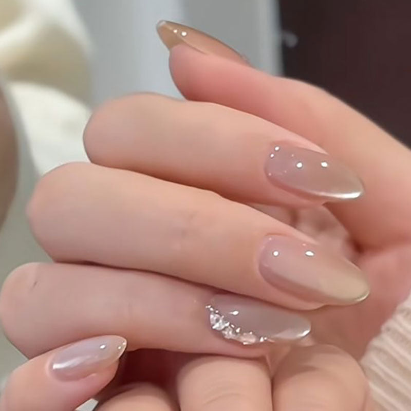 Premium Glamorous Press-On Nail Extensions Bowlift