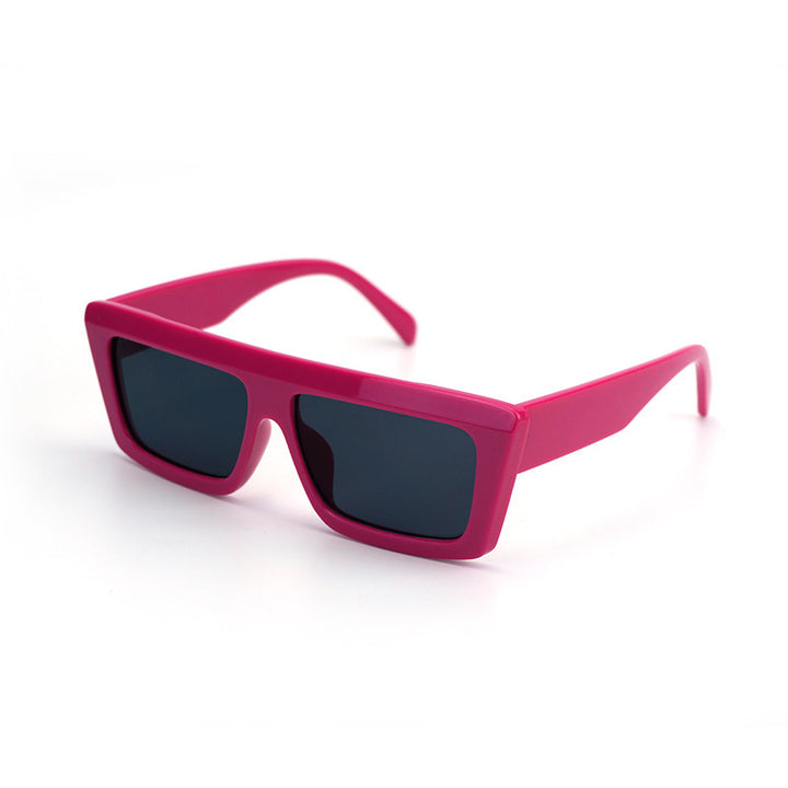 Women Oversized Sunglasses with Modern and Angular Design Bowlift