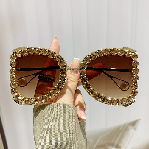 Women's extravagant cat-eye sunglasses with sparkling rhinestone frame Bowlift