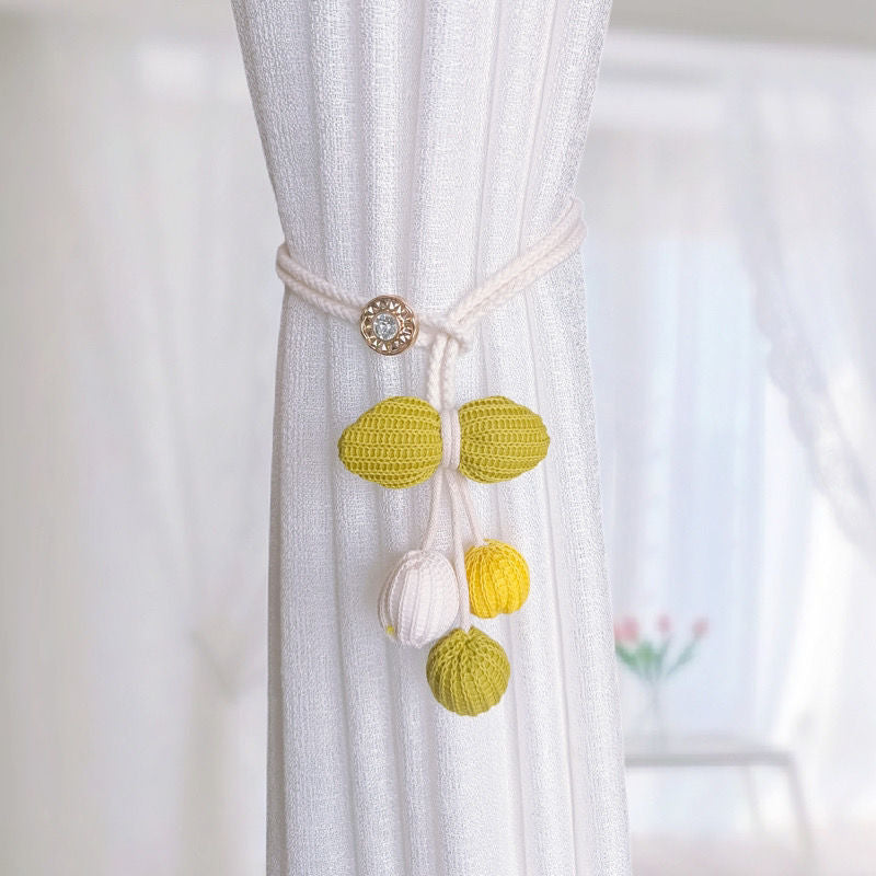 Decorative curtain tiebacks Bowlift