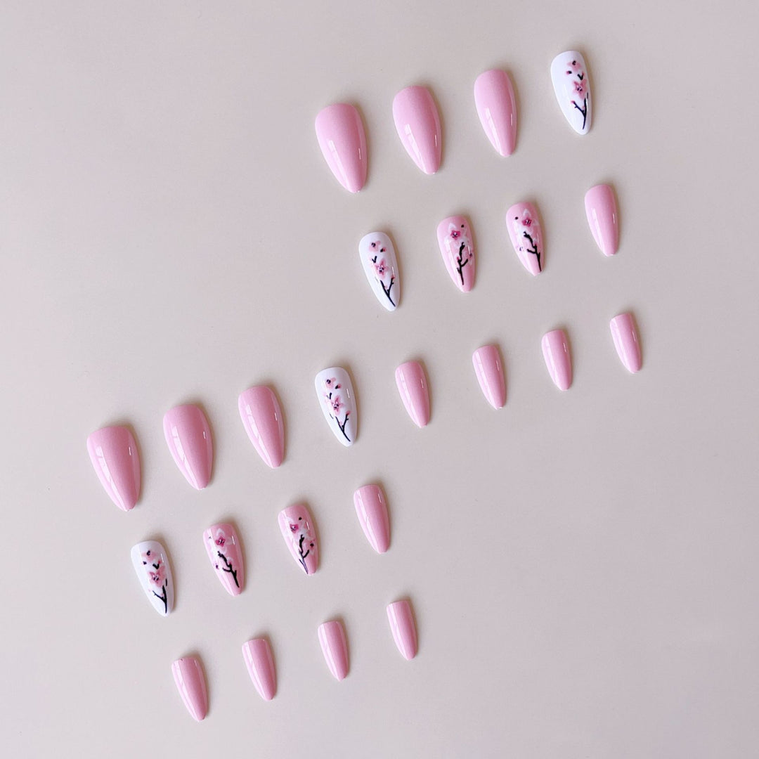 Nail art set with floral 3D decorations Bowlift