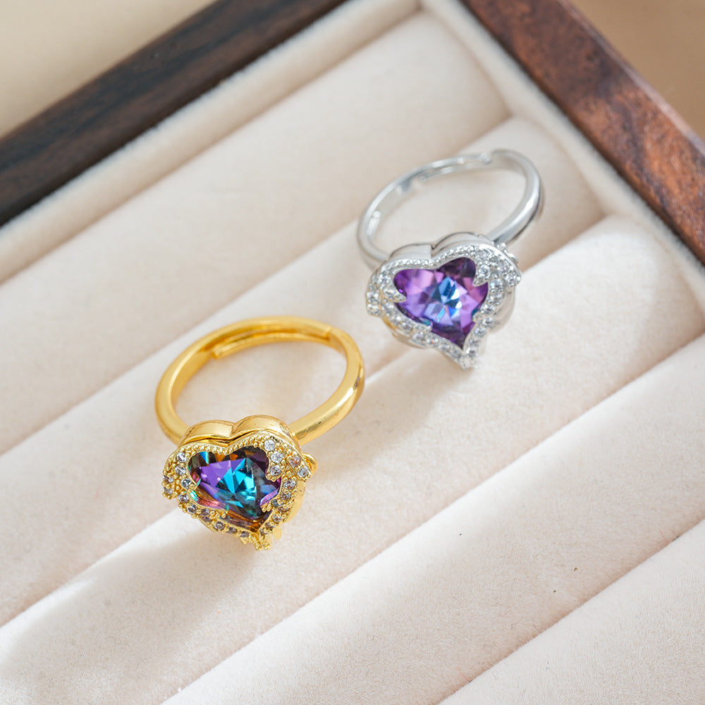 Heart-Shaped Amethyst And Zirconia-Coated Cocktail Ring With Intricate Filigree Design