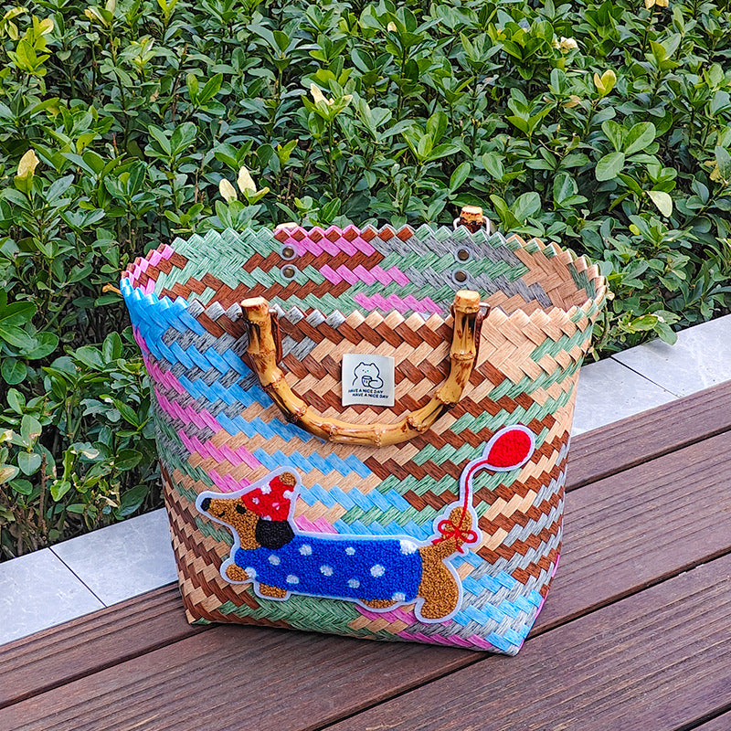 Handcrafted basket bag with colorful animal design Bowlift
