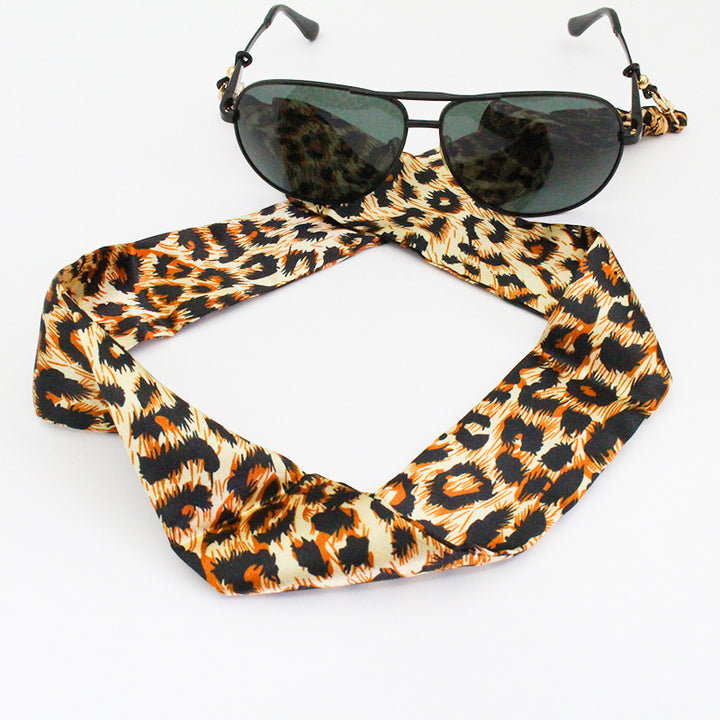 Fashion Accessory Bowlift