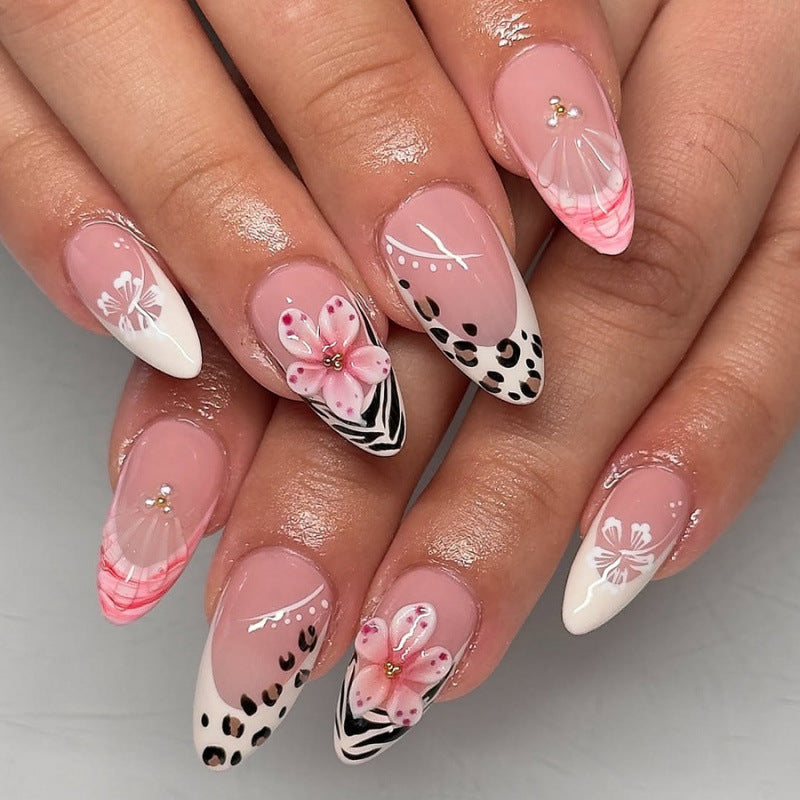 Artificial nail set with floral decorations and elegant patterns Bowlift