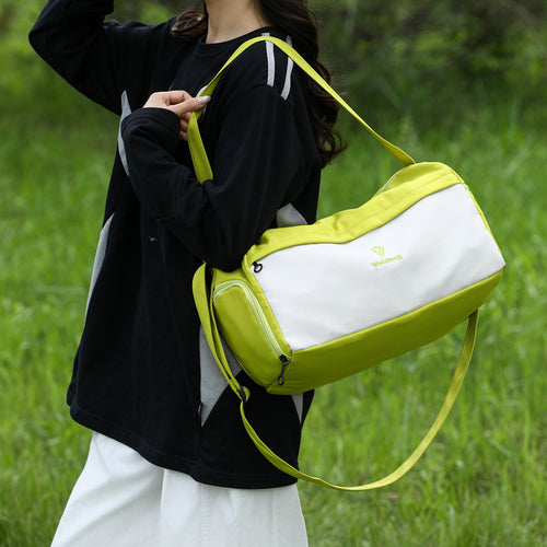 Sporty Shoulder Bag With Multiple Compartments Bowlift