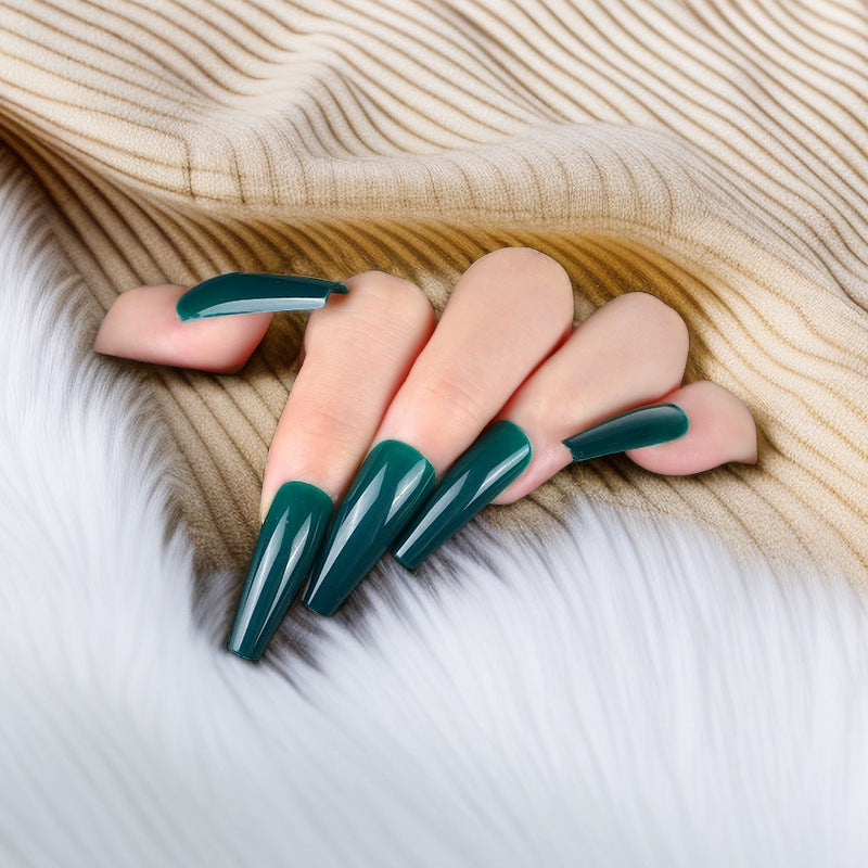 Artificial nails with elegant design Bowlift