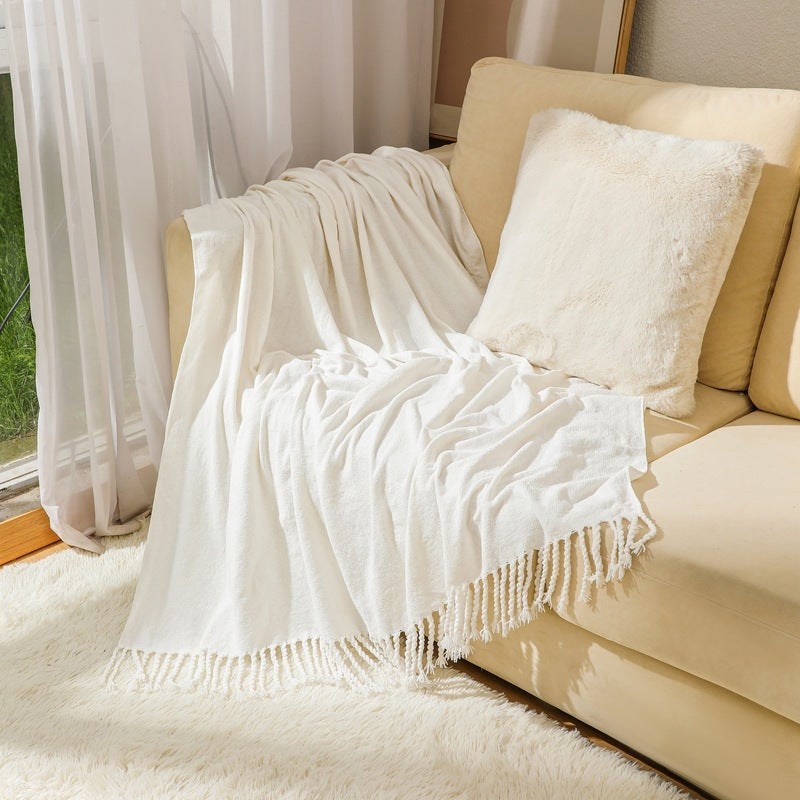 Elegant Fringe Throw Blanket Bowlift