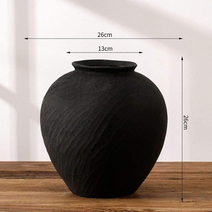 Elegant and timeless decorative vase Bowlift
