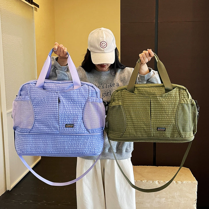Textured Sports Duffle Bowlift