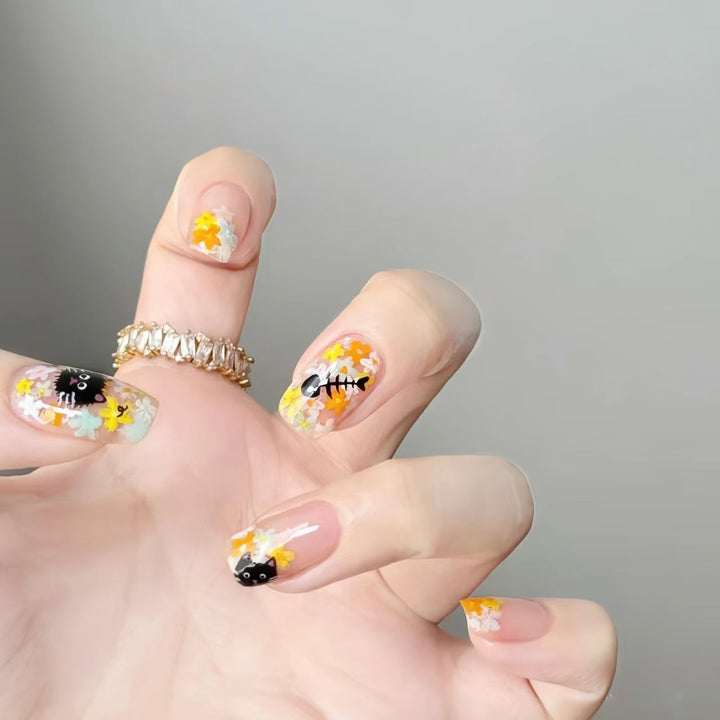Decorative Press-On Nail Art Bowlift