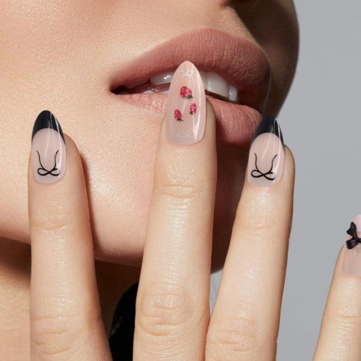 Artistic Press-On Nail Set Bowlift