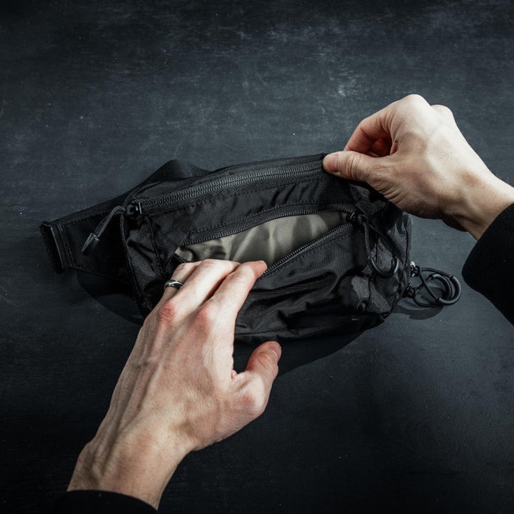 Modular hip bag with versatile compartments Bowlift
