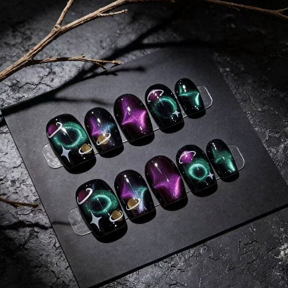 Artistic Press-On Nail Art Design Set Bowlift