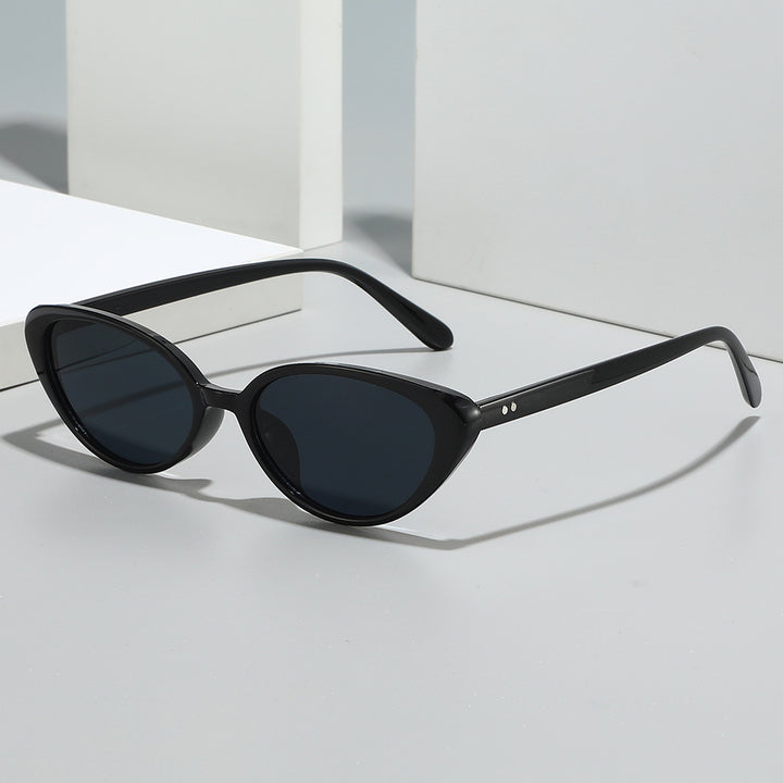 Retro Cat-Eye Sunglasses Bowlift