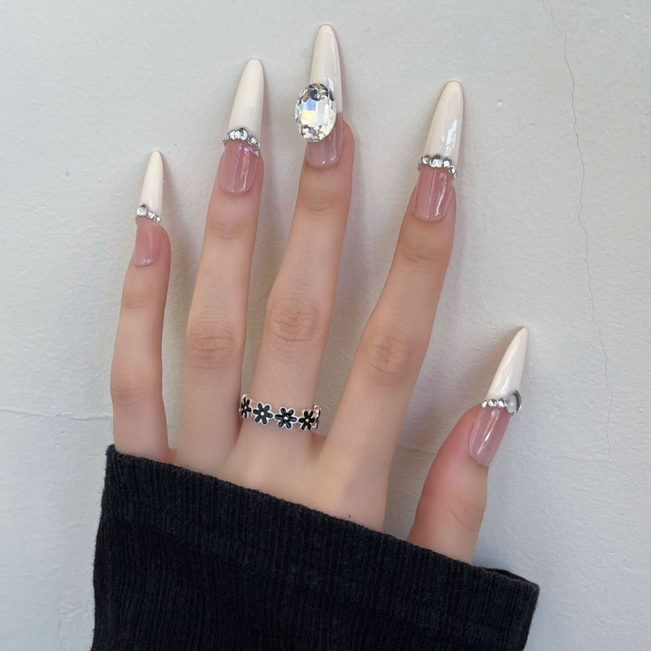 Elegant Stiletto Press-On Nail Art Bowlift