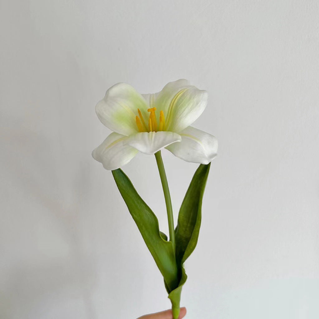 Lifelike Decorative Faux Floral Bouquet