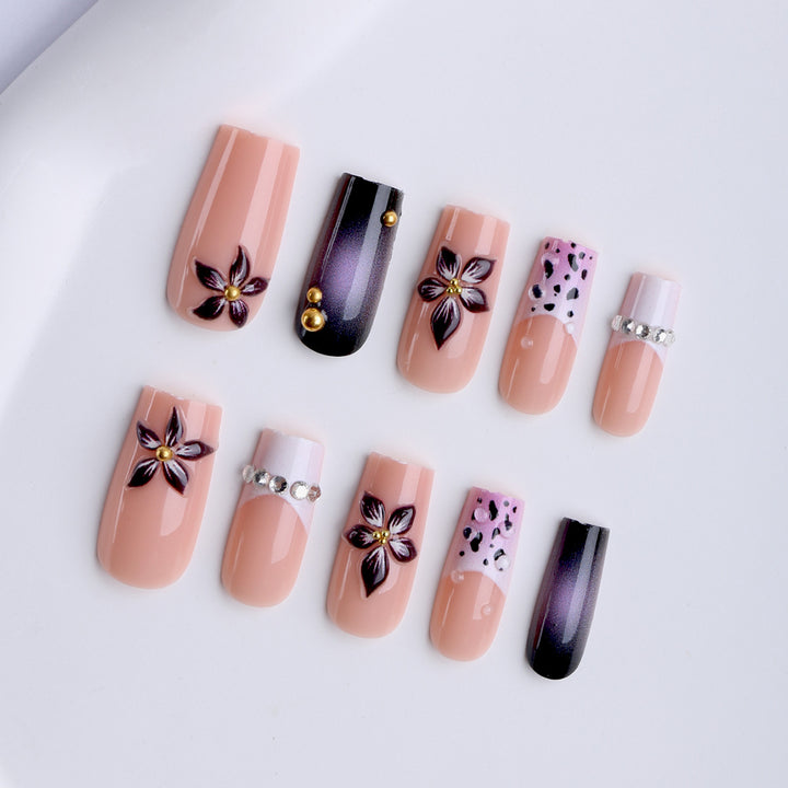Artificial nails with luxurious 3D flower accents Bowlift