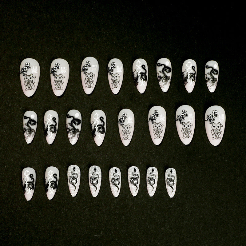 Artistic nail designs with animal motifs Bowlift