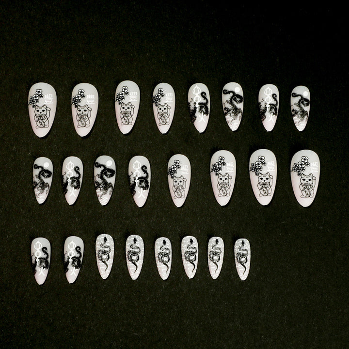Artistic nail designs with animal motifs Bowlift