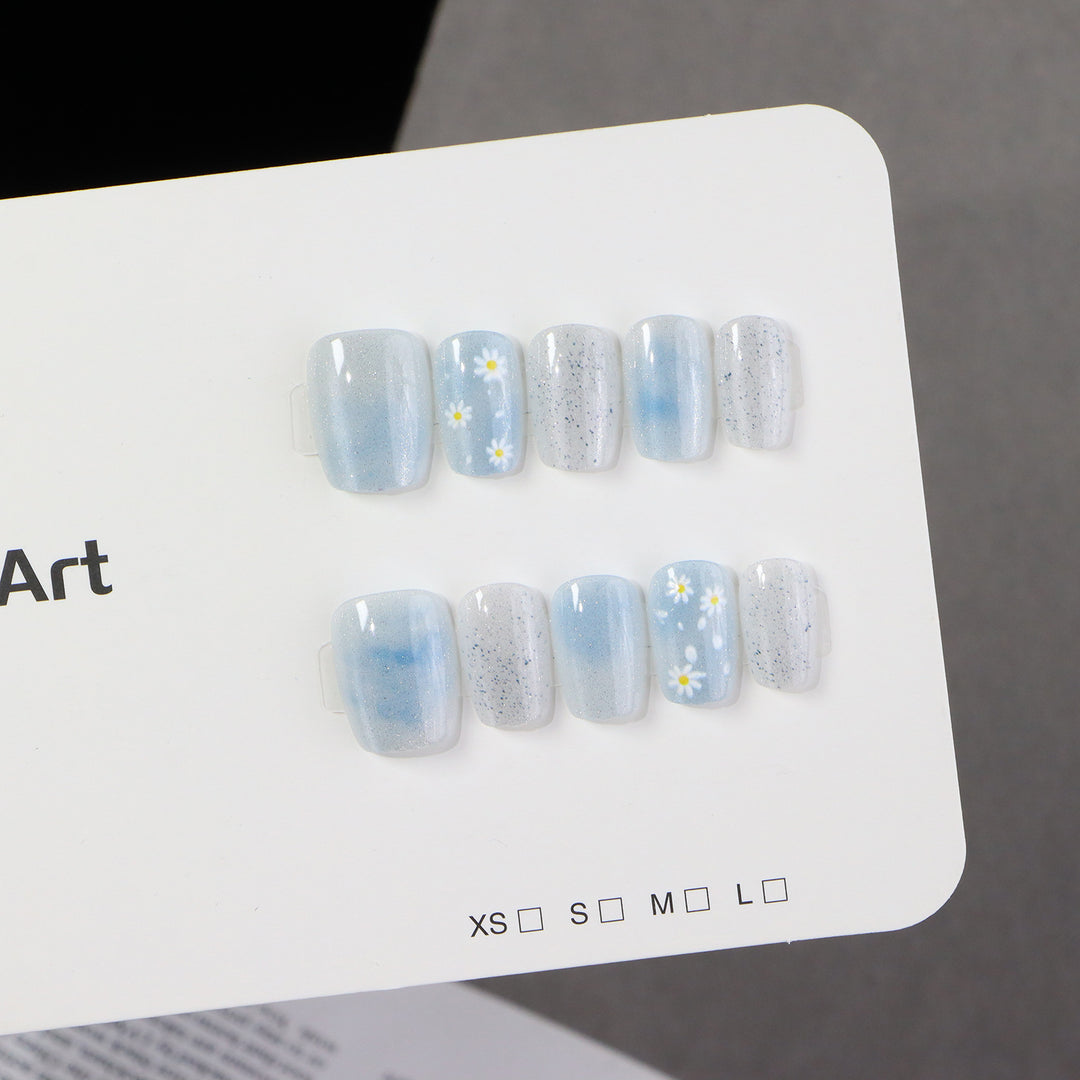 Artistic Press-On Nail Set with Floral Accents Bowlift 1788497744