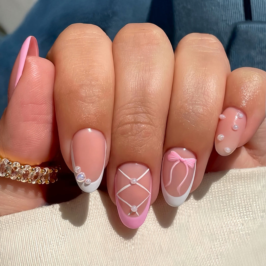 Elegant Decorative Press-On Nail Set Bowlift