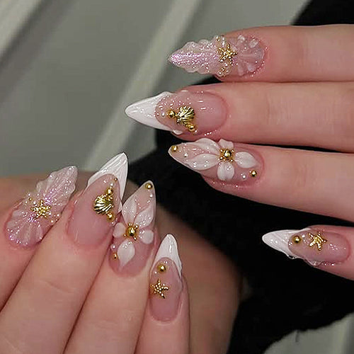 Creative Nail Art Set with Floral and Elegant Accents Bowlift