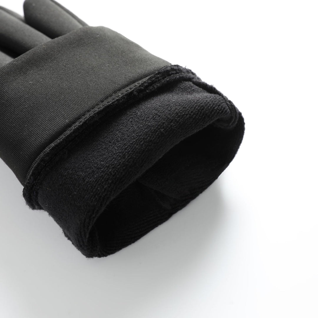 Men's Sports Gloves with Wind and Water Repellency Bowlift