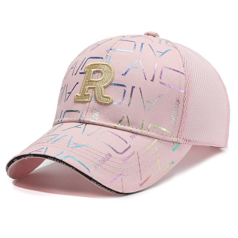 Women’s sporty and stylish cap Bowlift