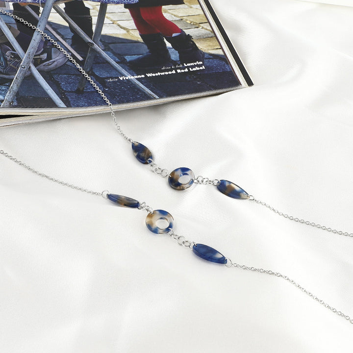 Stylish Eyewear Chain Bowlift