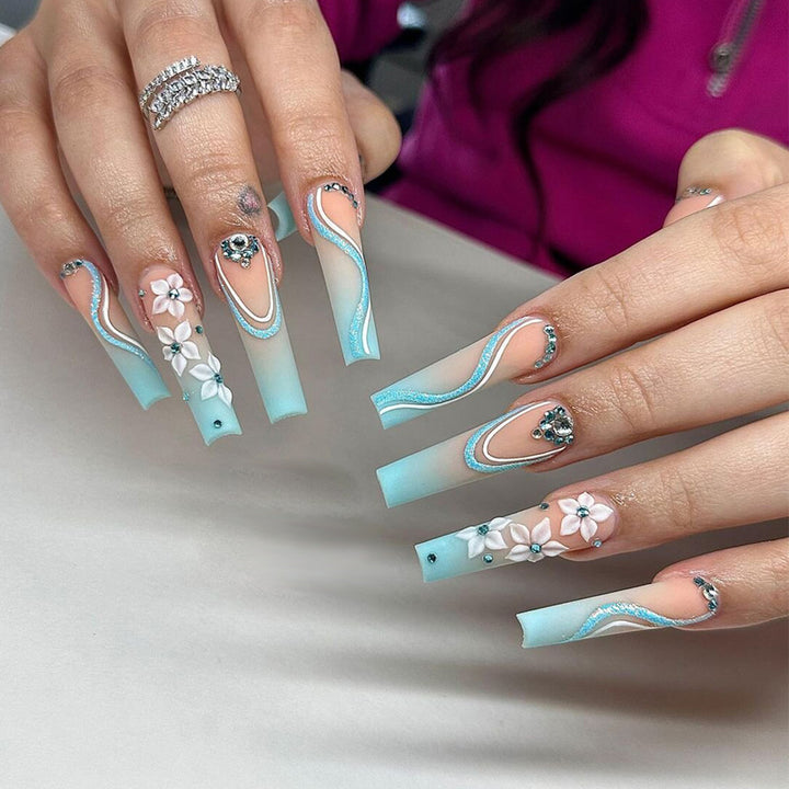 Glamorous Glittery Stiletto Press-On Nails Bowlift