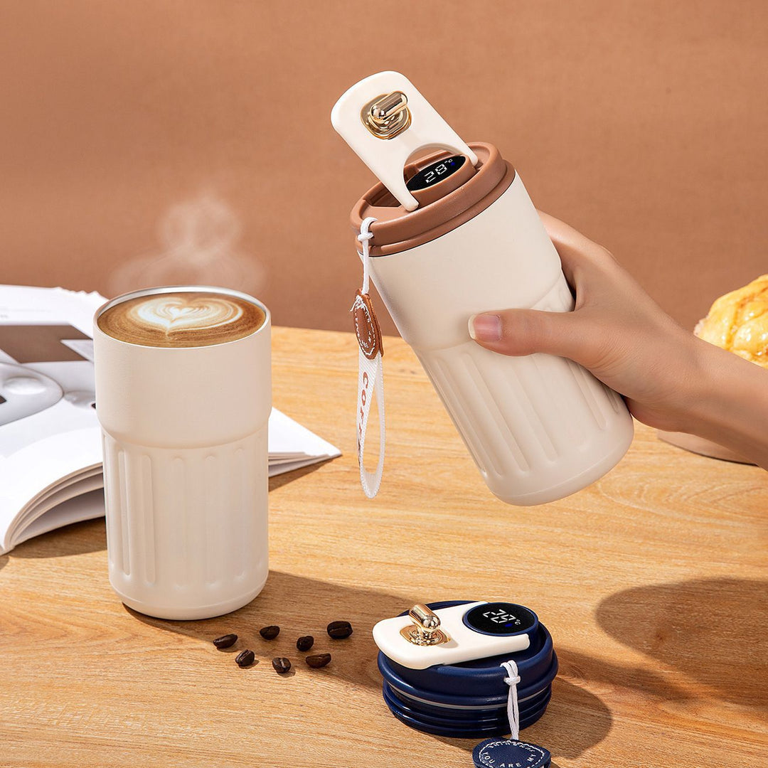 Ladies Insulated Coffee Mug with practical folding lid Bowlift