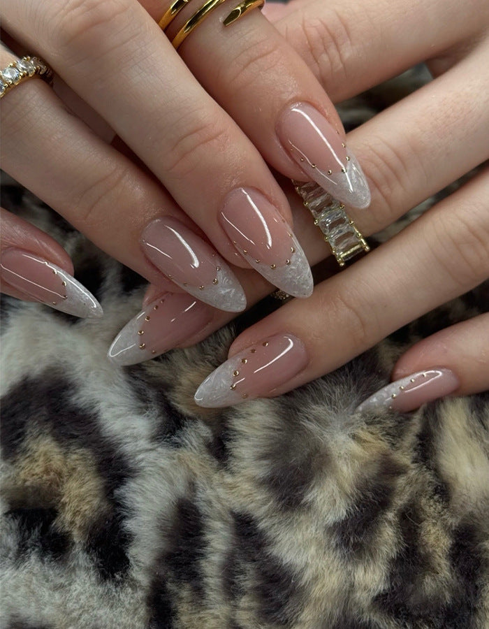 Elegant Stiletto Press-On Nails with Gold Accents Bowlift