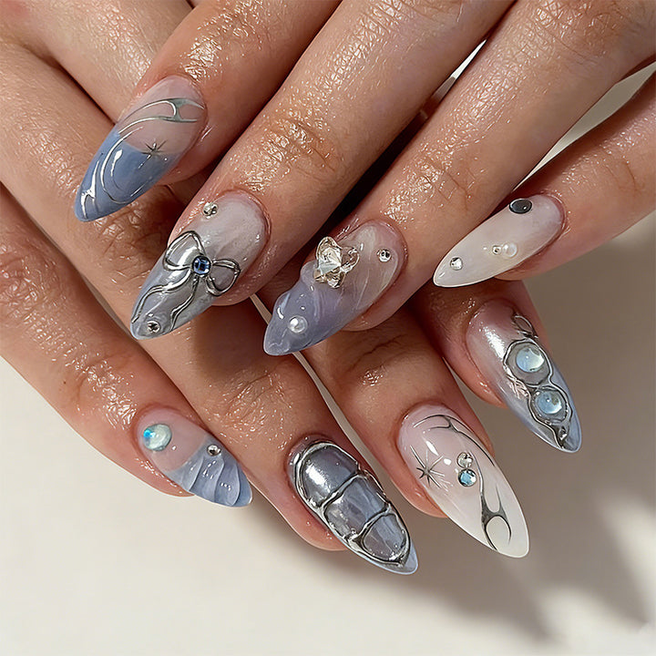Artful 3D Nail Tips with Delicate Design Bowlift