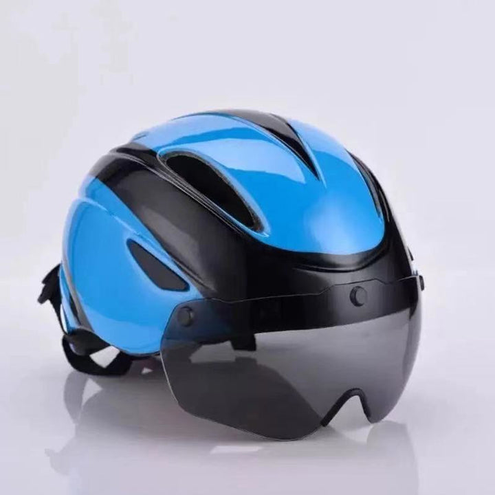 Protective Cycling Helmet with Visor Bowlift