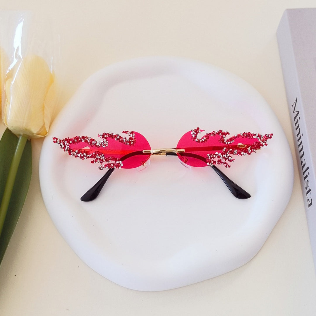 Women's extravagant design sunglasses with sparkling embellishments Bowlift