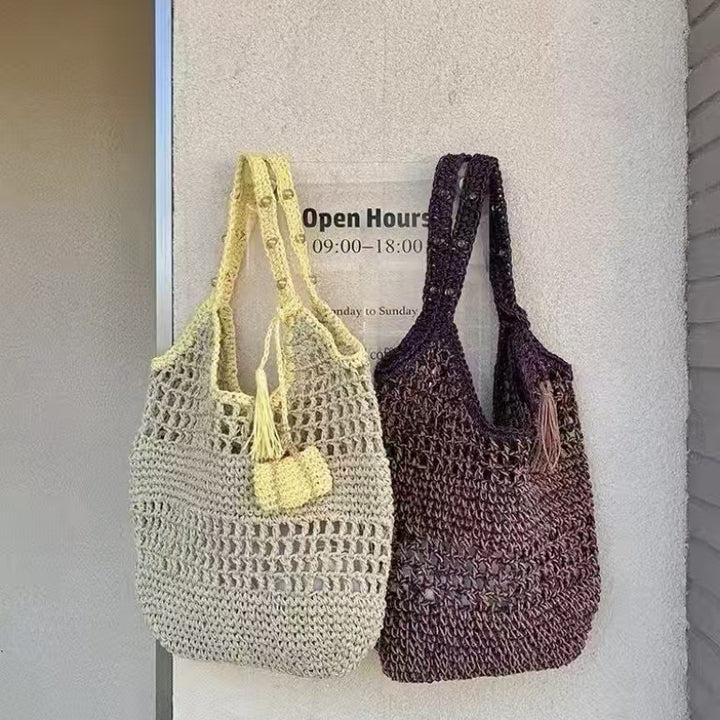 Tote bag made from hand-crocheted yarn with ergonomic shoulder straps Bowlift