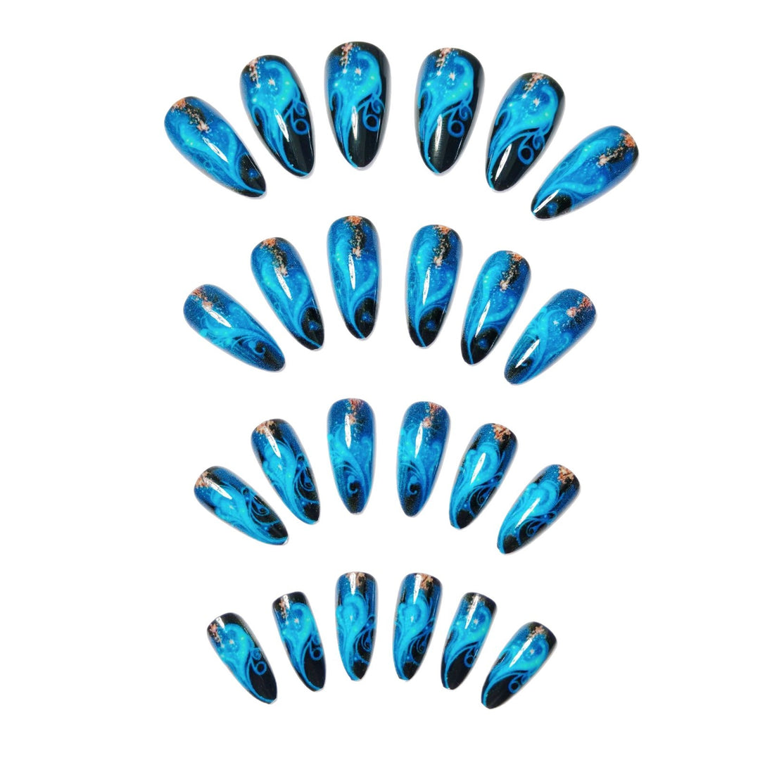 Glittering Nail Art Bowlift