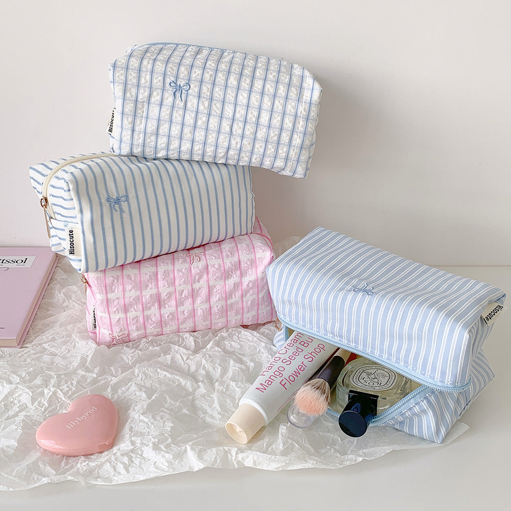 Quilted Rectangular Cosmetic Pouch with Top Zipper Bowlift