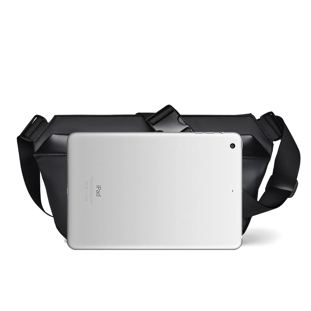 Practical shoulder bag made of waterproof material with an adjustable carrying strap Bowlift