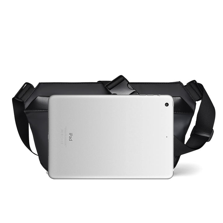 Practical shoulder bag made of waterproof material with an adjustable carrying strap Bowlift