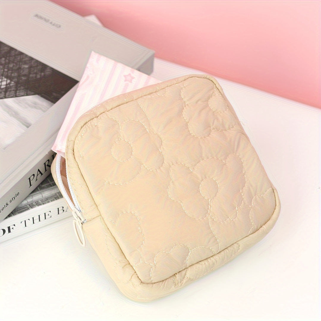 Cosmetic organizer with soft padded design Bowlift