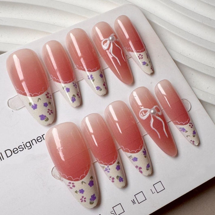 Elegant Press-On Nail Set with Floral and Bow Design Bowlift