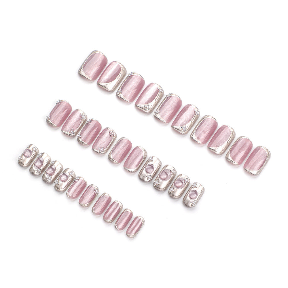 Artistic Nail Art with Glitter and Ombre Effect Bowlift