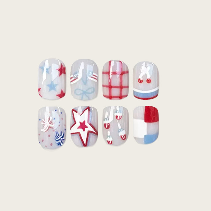 Creative nail art with summer motifs Bowlift