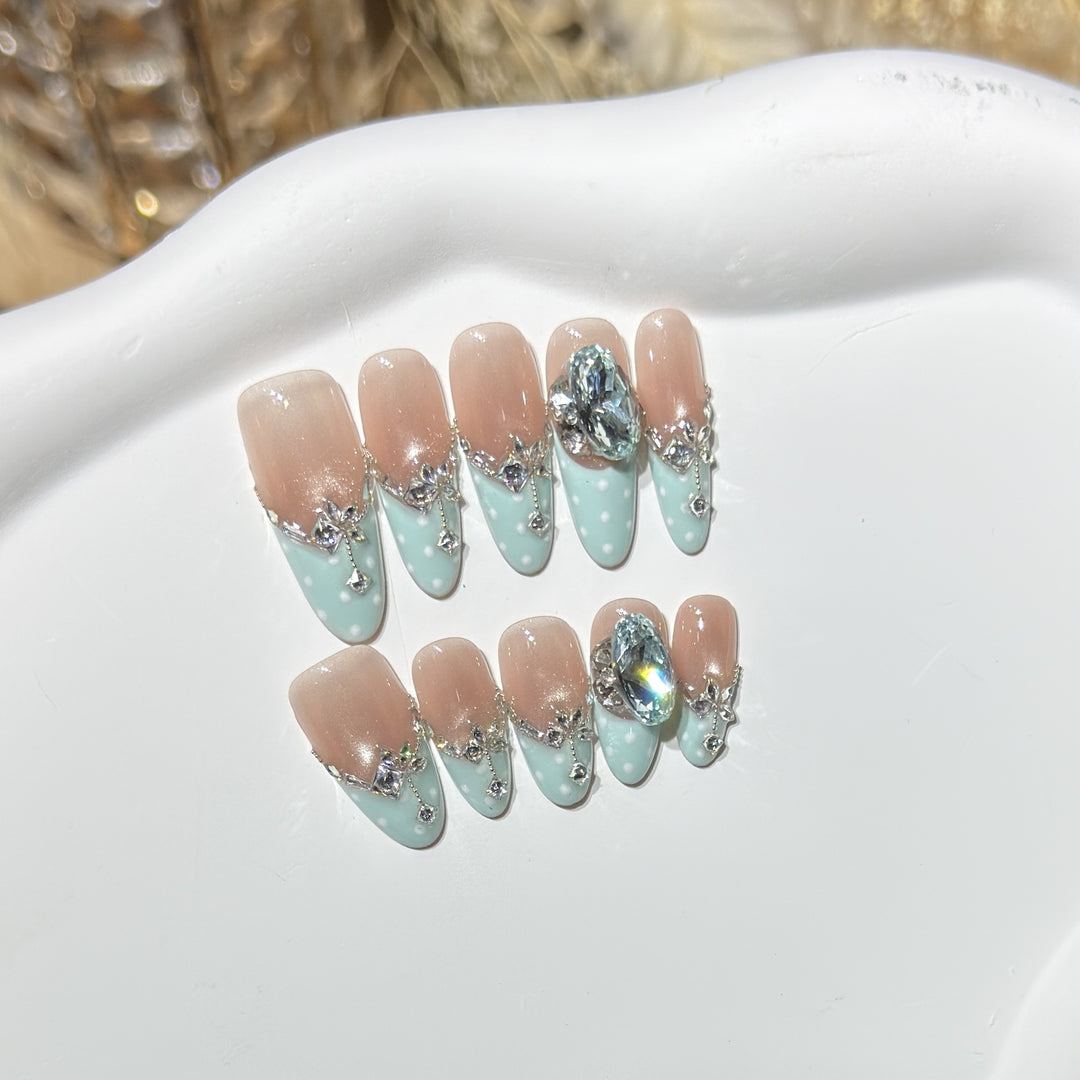 Elegant Decorative Press-On Nail Set with Gemstone Accents Bowlift