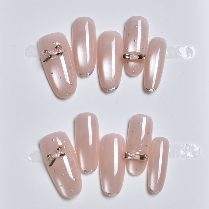 Elegant Press-On Nail Art Set with Decorative Accents Bowlift