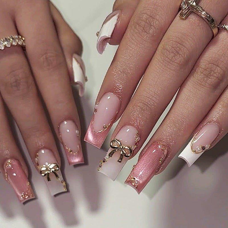 Decorative Press-On Nail Set with Glamorous Accents Bowlift