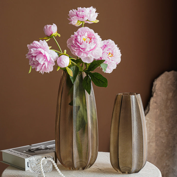 Decorative glass vase with ribbed structure Bowlift